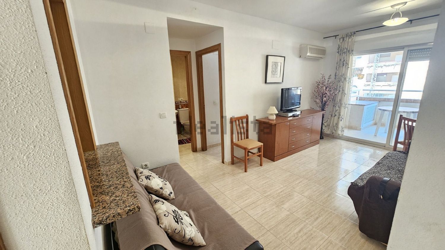 Piso en venta en Calle Amplaries, 33