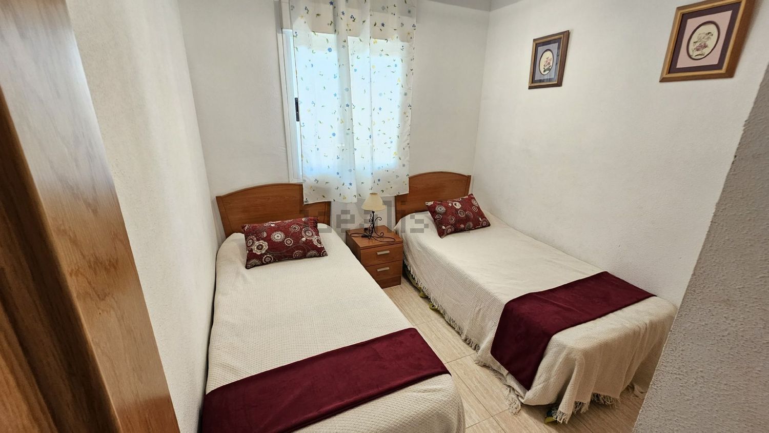 Piso en venta en Calle Amplaries, 33