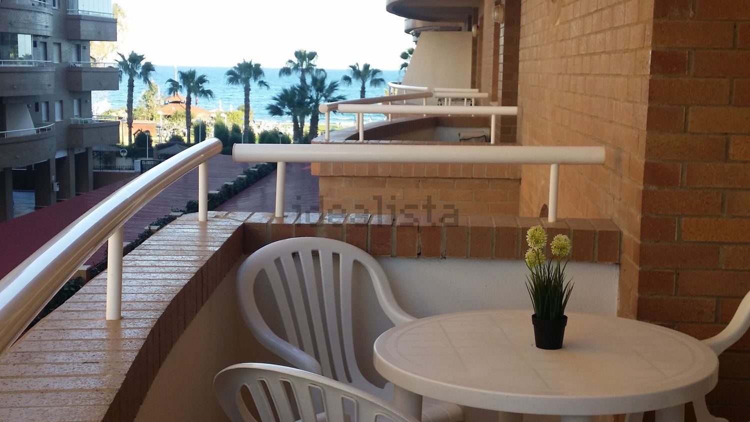 Piso en venta en Calle Amplaries, 14