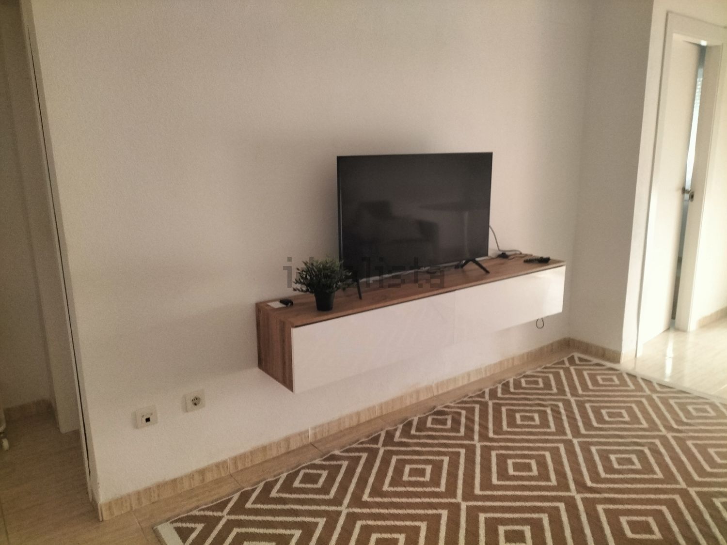 Piso en venta en Calle Amplaries, 14