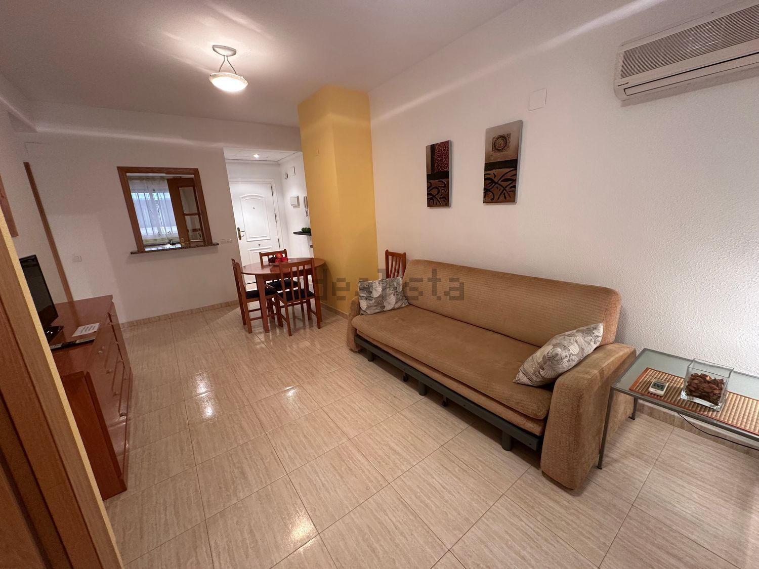 Piso en venta en CL Amplaries, 27