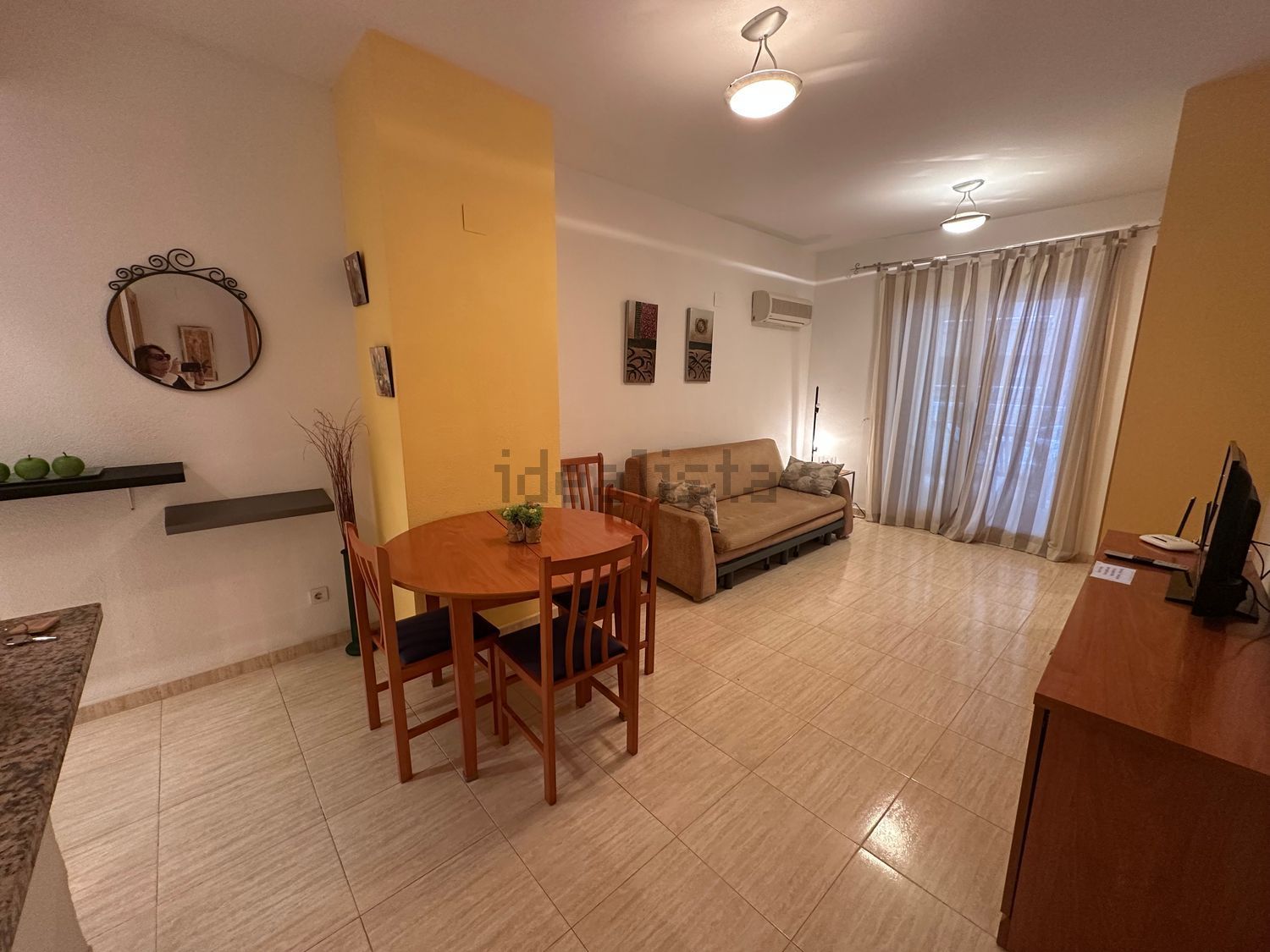 Piso en venta en CL Amplaries, 27