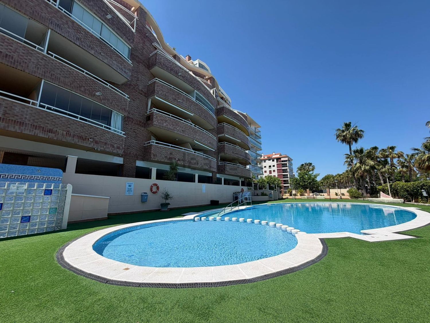 Piso en venta en Amplaries