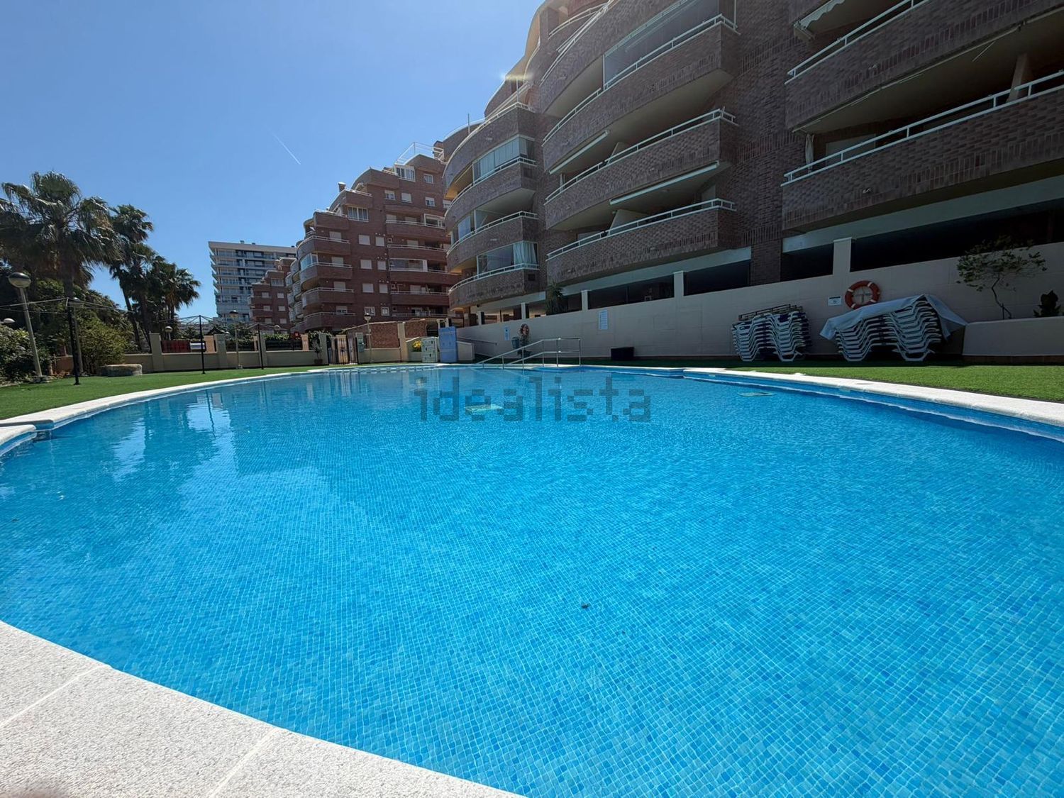 Piso en venta en Amplaries