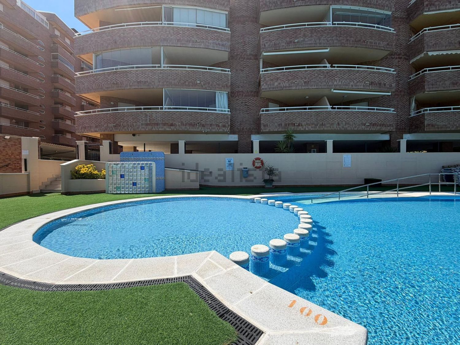 Piso en venta en Amplaries