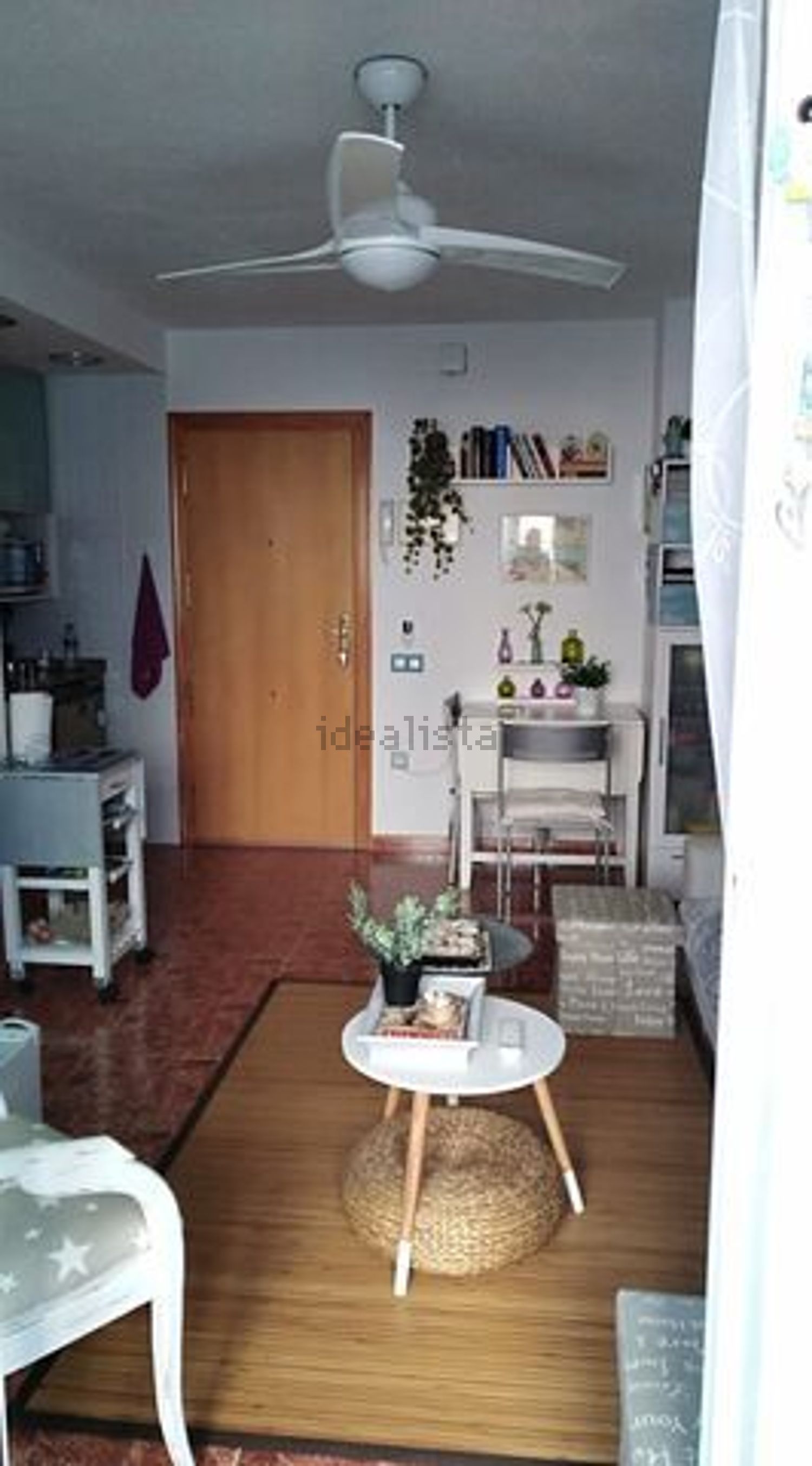 Piso en venta en Paseo Mediterraneo, 49