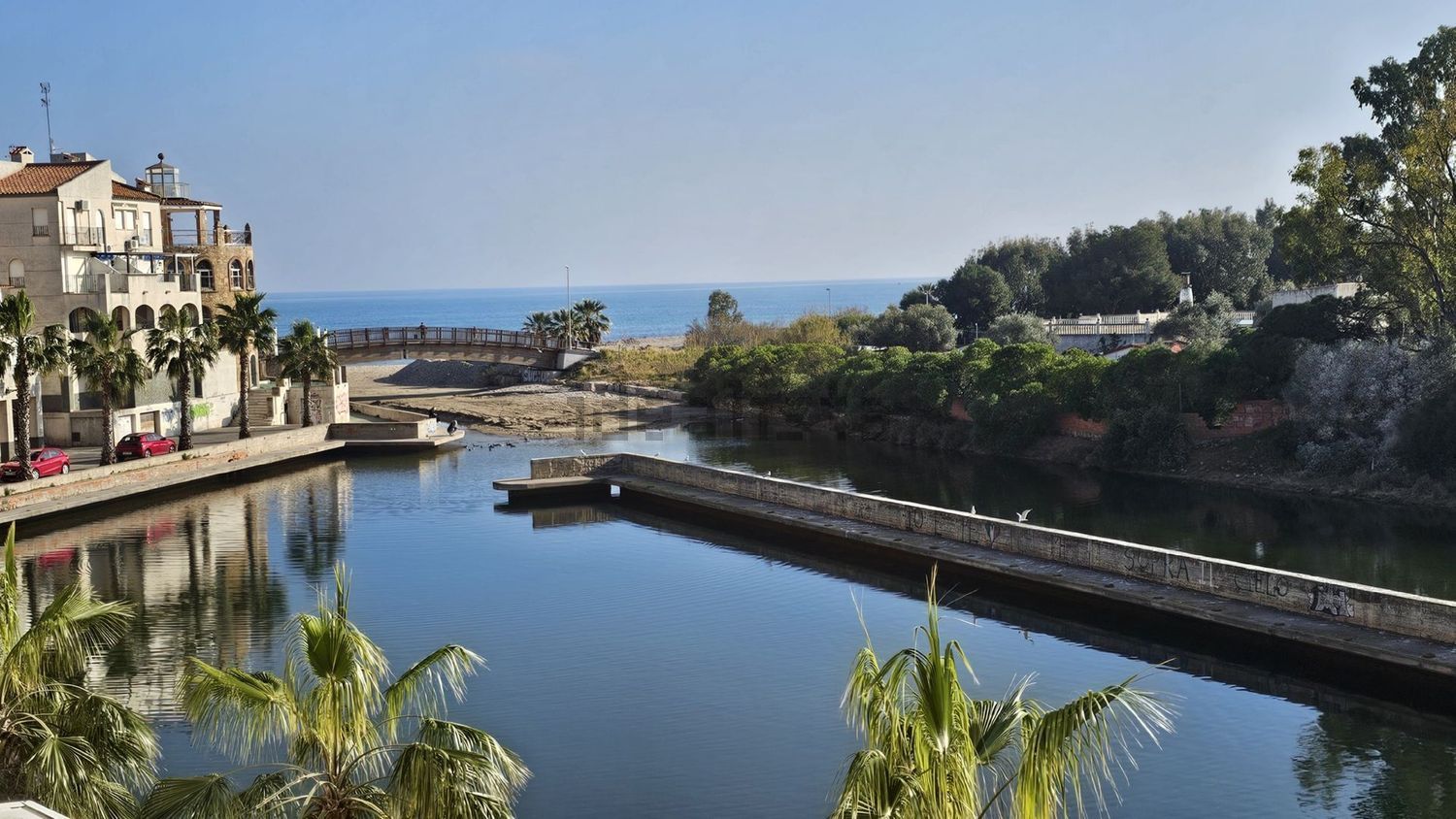 Piso en venta en Avenida la Marina, 5