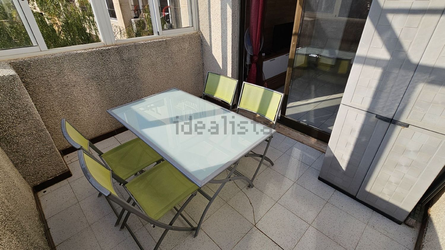 Piso en venta en Avenida la Marina, 5