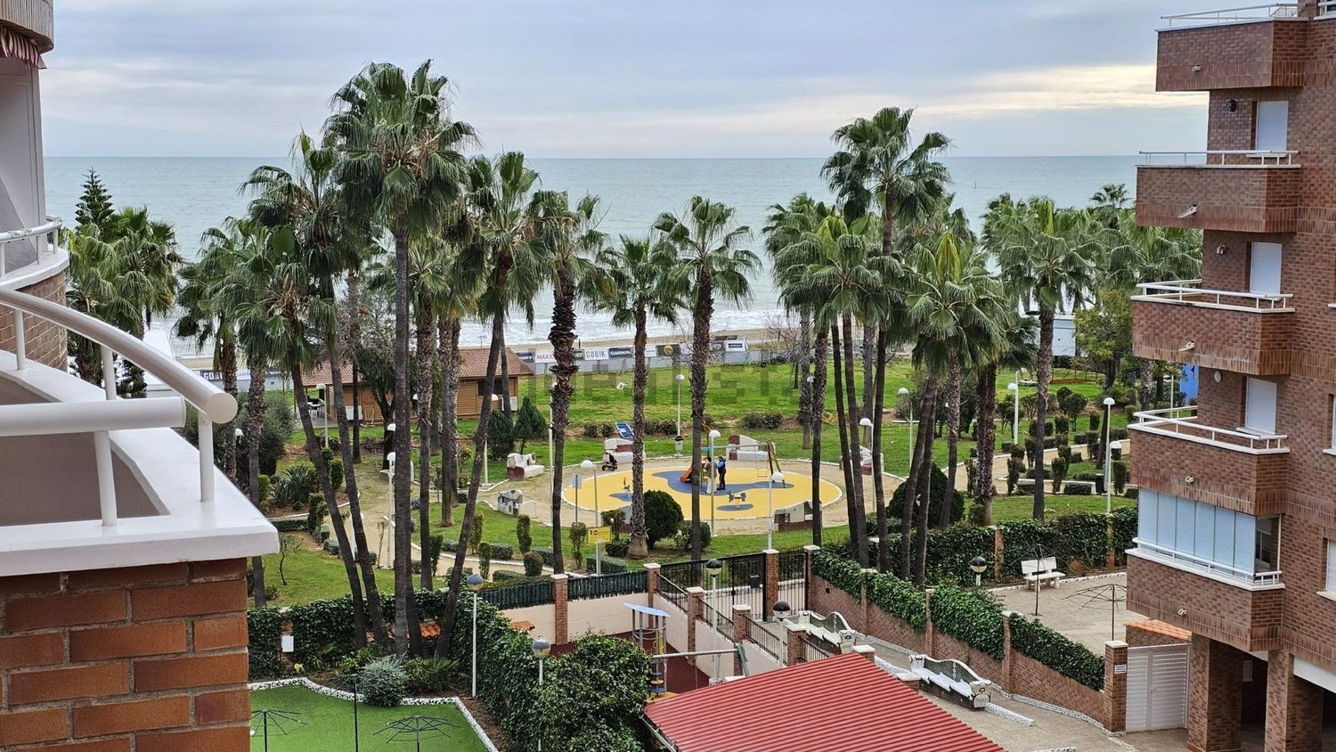 Piso en venta en Calle Amplaries, 15