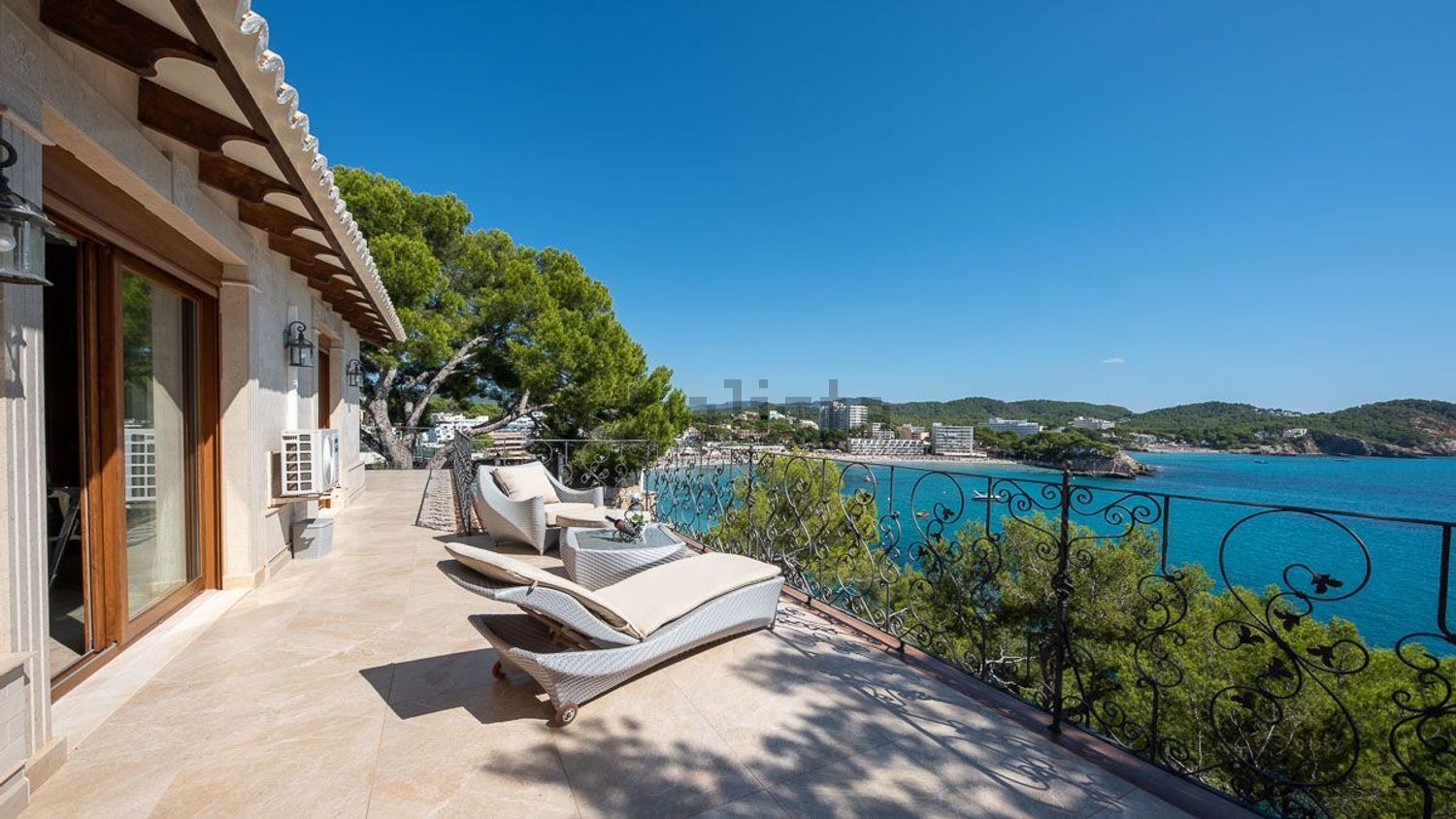 Chalet con acceso directo a playa en Calvià