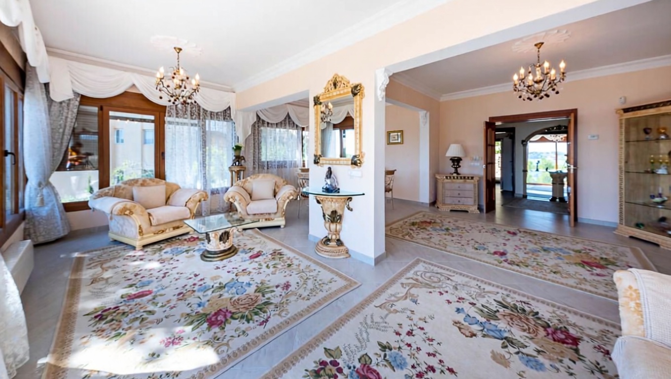 Chalet con acceso directo a playa en Calvià — Salón