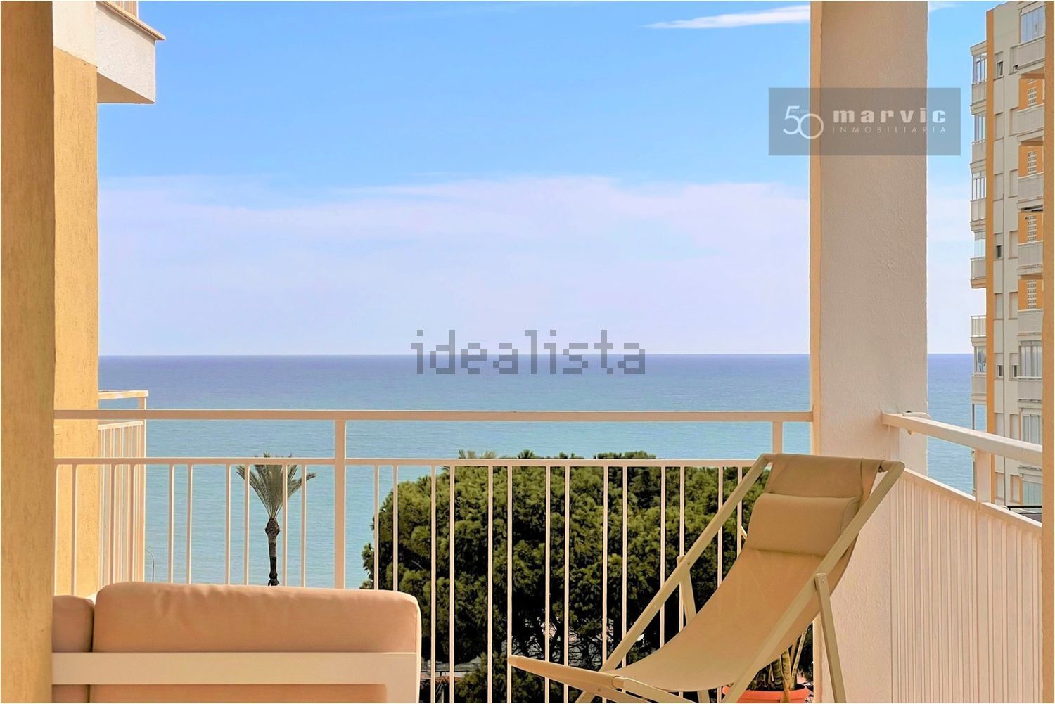 Piso en venta en CL Senia Sevilla
