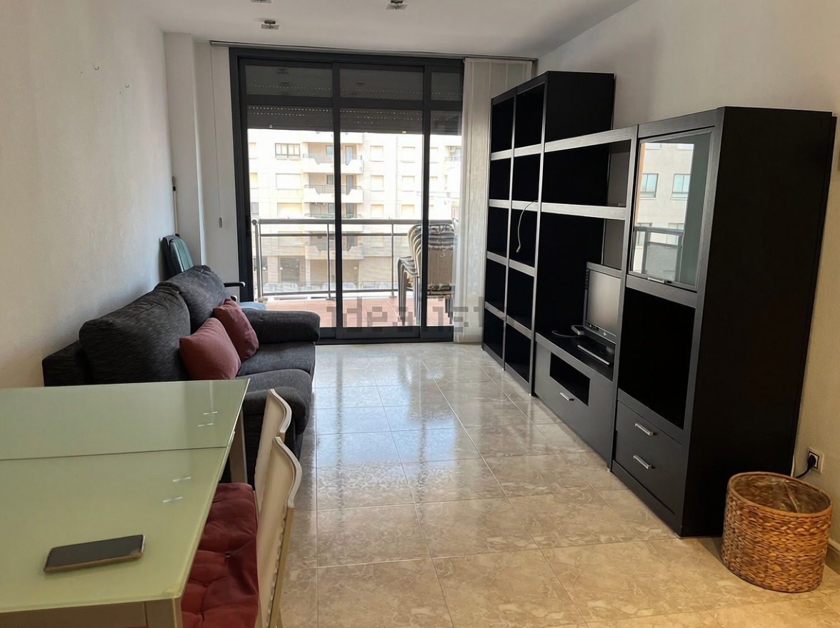 Piso en primera línea de playa en Benicasim/Benicàssim — Salón