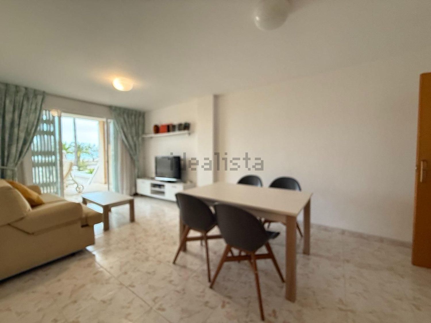 Piso en venta en Avenida Mare Nostrum