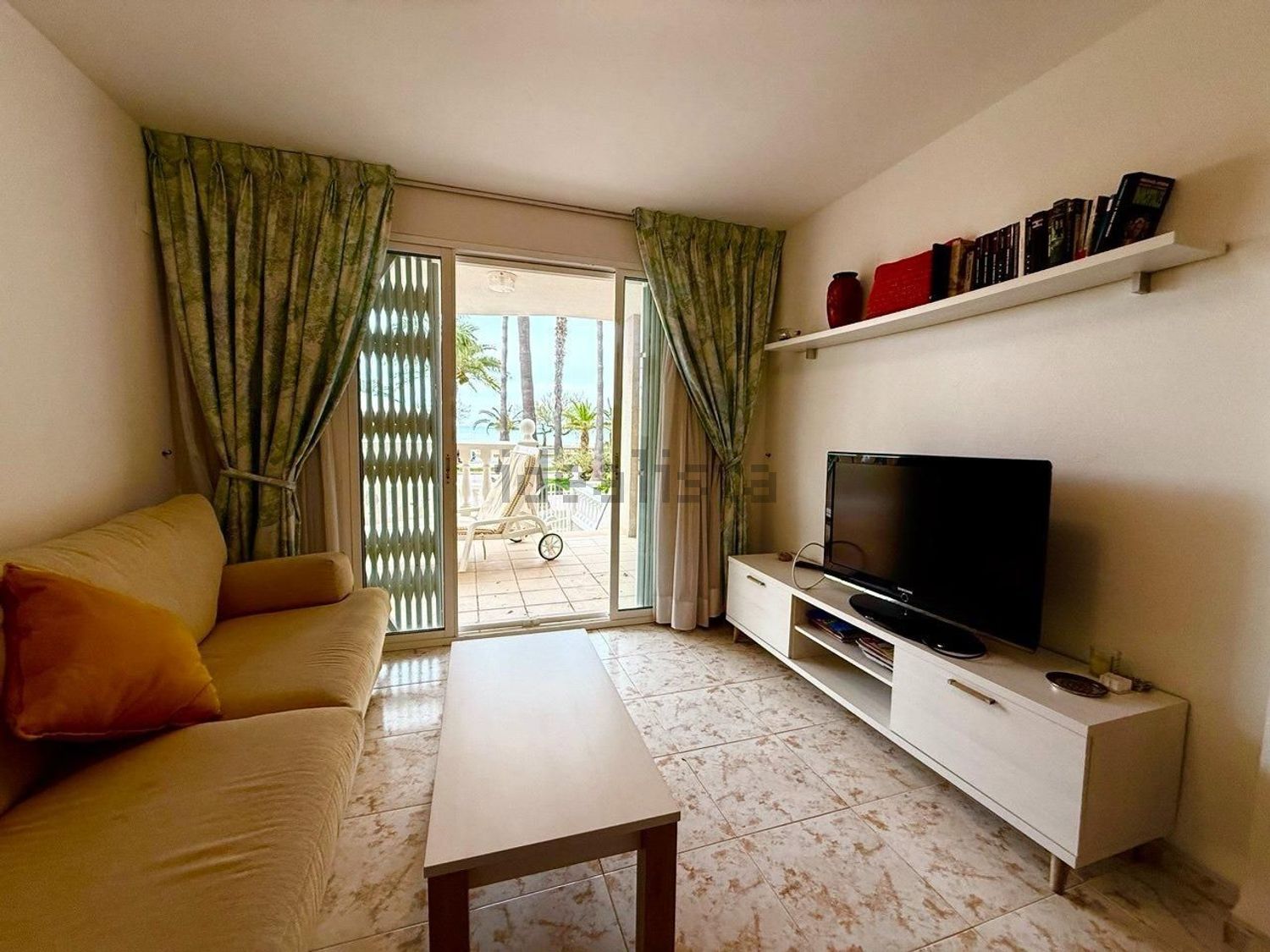 Piso en venta en Avenida Mare Nostrum