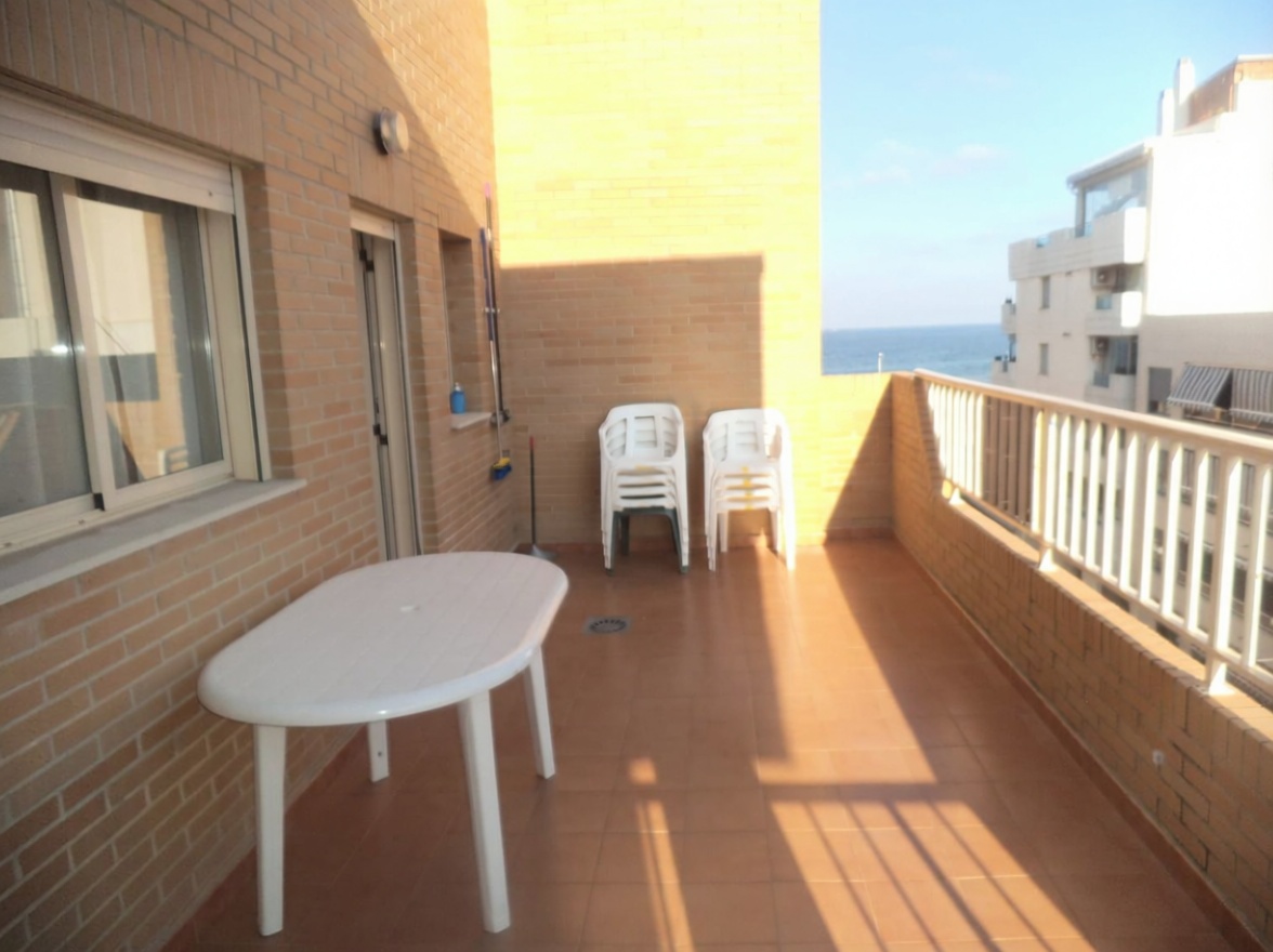 Ático en primera línea de mar en Puerto de Sagunto