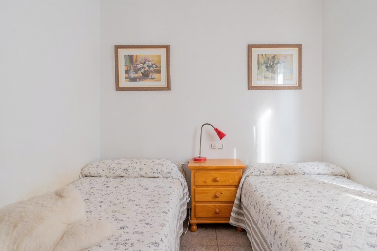 Chalet con acceso directo a playa en Puig — Dormitorio