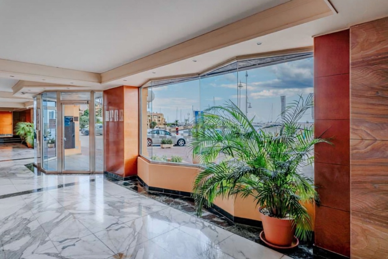 Piso en venta en primera línea de playa en Altea — Cocina