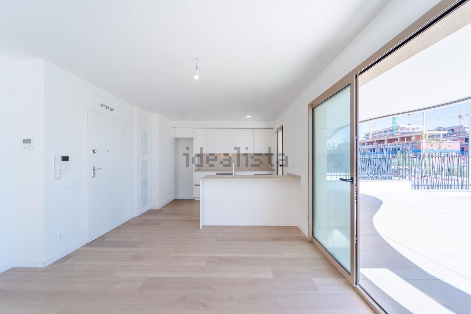 Piso en venta en Avenida de la Tramuntana, 14