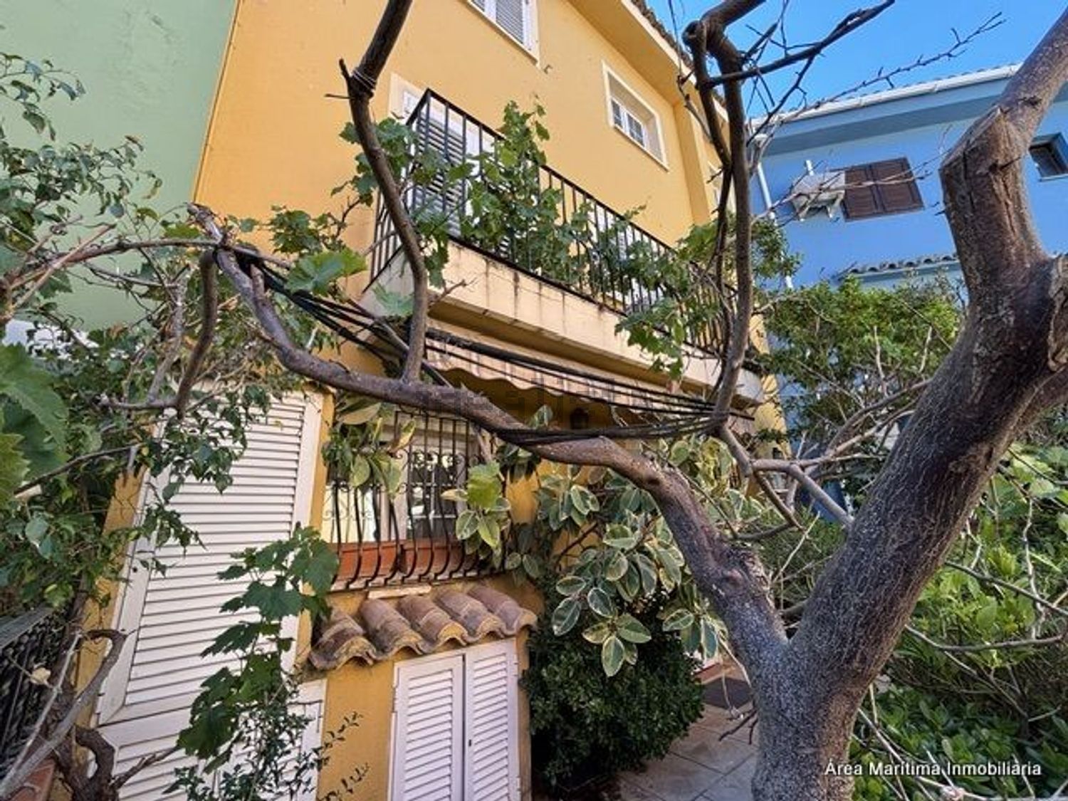Chalet adosado en venta en Plaza l'Estany