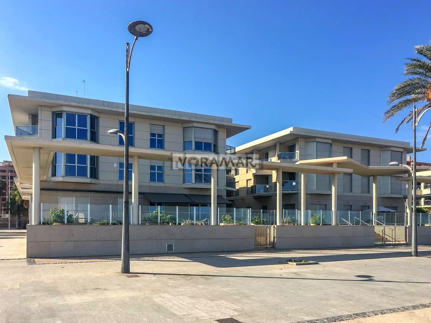 Piso en venta en Avenida Mare Nostrum