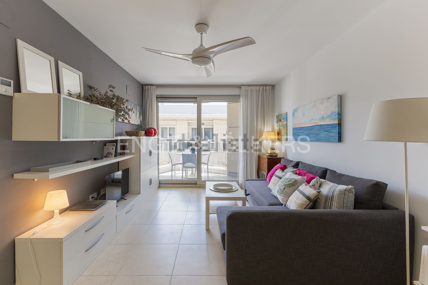 Piso en venta en Avenida Mare Nostrum