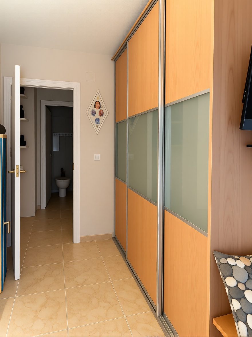 Piso en primera línea de playa en Alboraya — Dormitorio