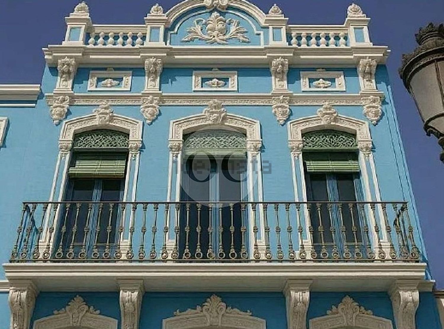 Casa de pueblo en venta en Calle de la Reina