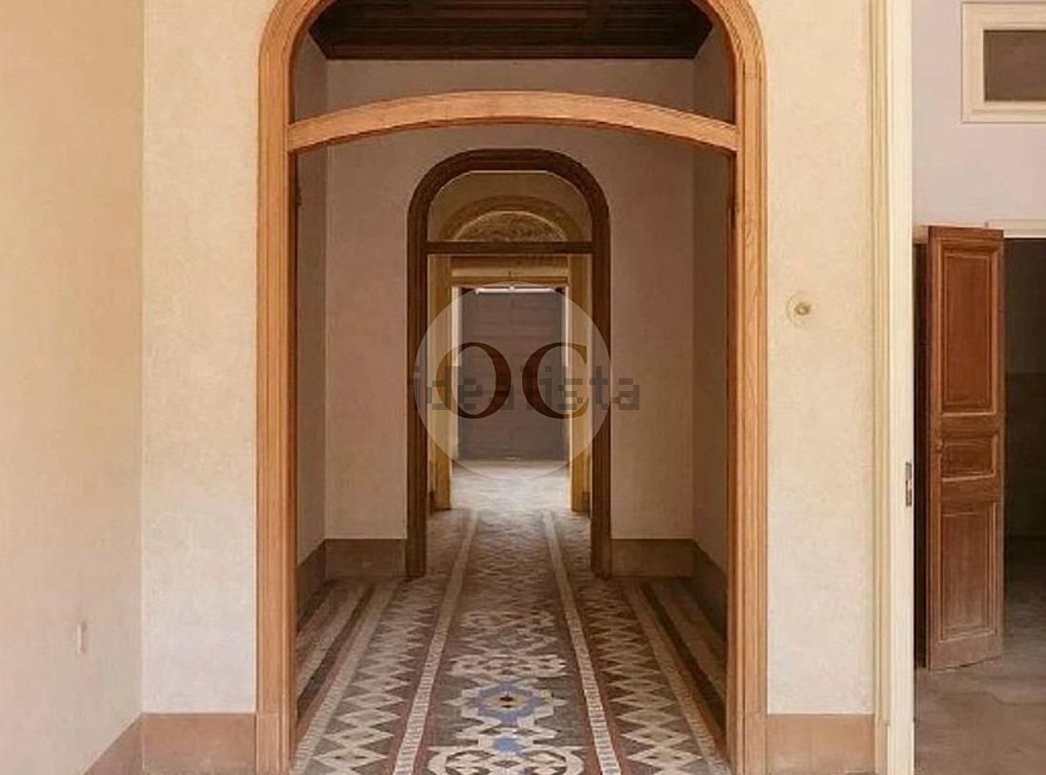 Casa de pueblo en venta en Calle de la Reina