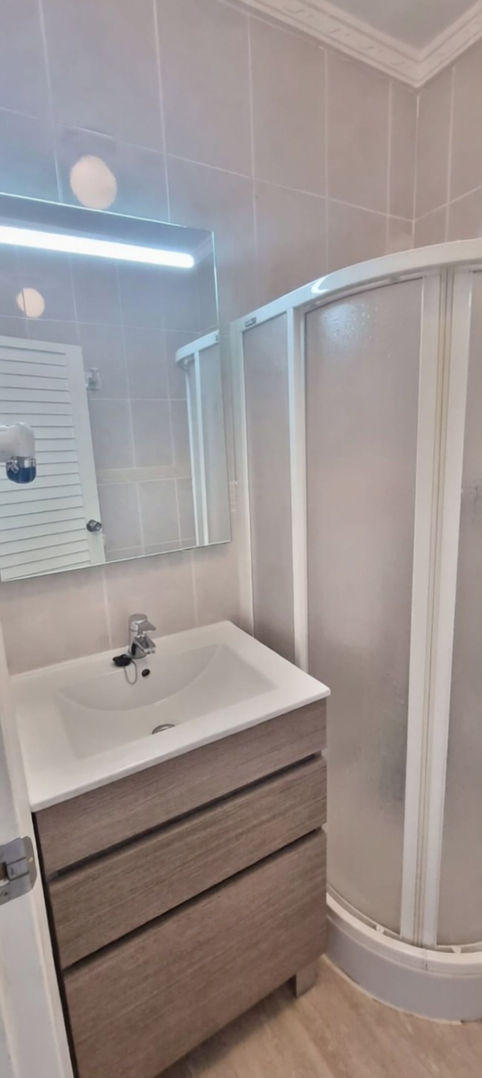 Wohnung in erste Strandlinie in El Perellonet — Schlafzimmer