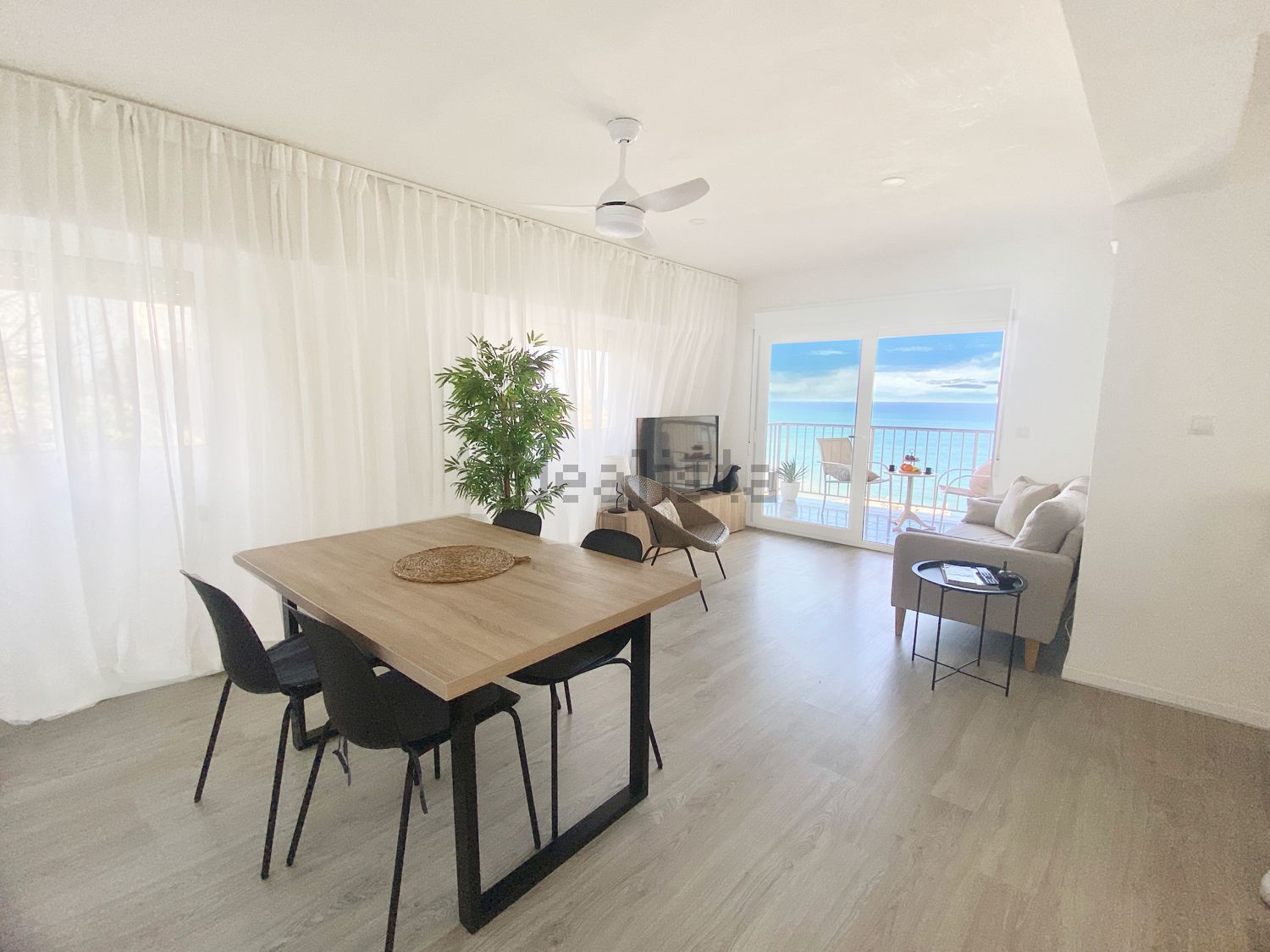 Piso en venta en Calle Azahar, 4