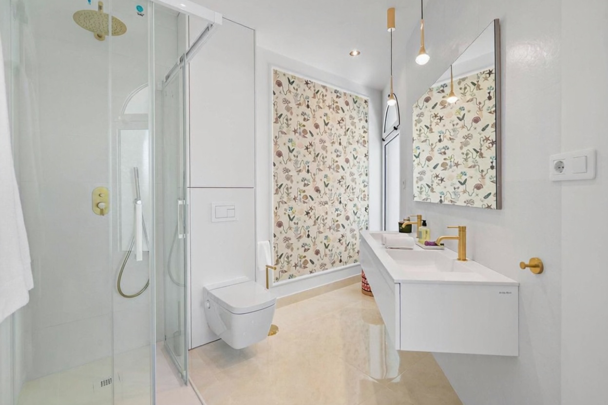 Piso en primera línea de playa en Estepona — Terraza mar