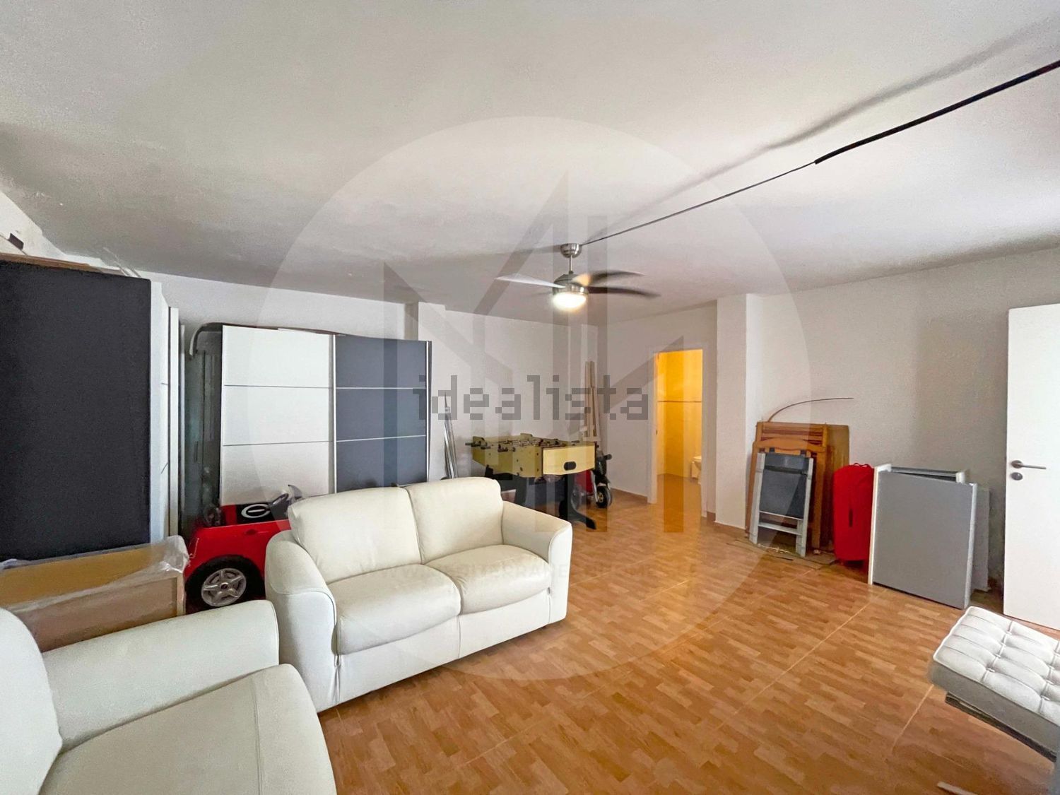 Chalet adosado en venta en Calle de la Serra d'Espadà