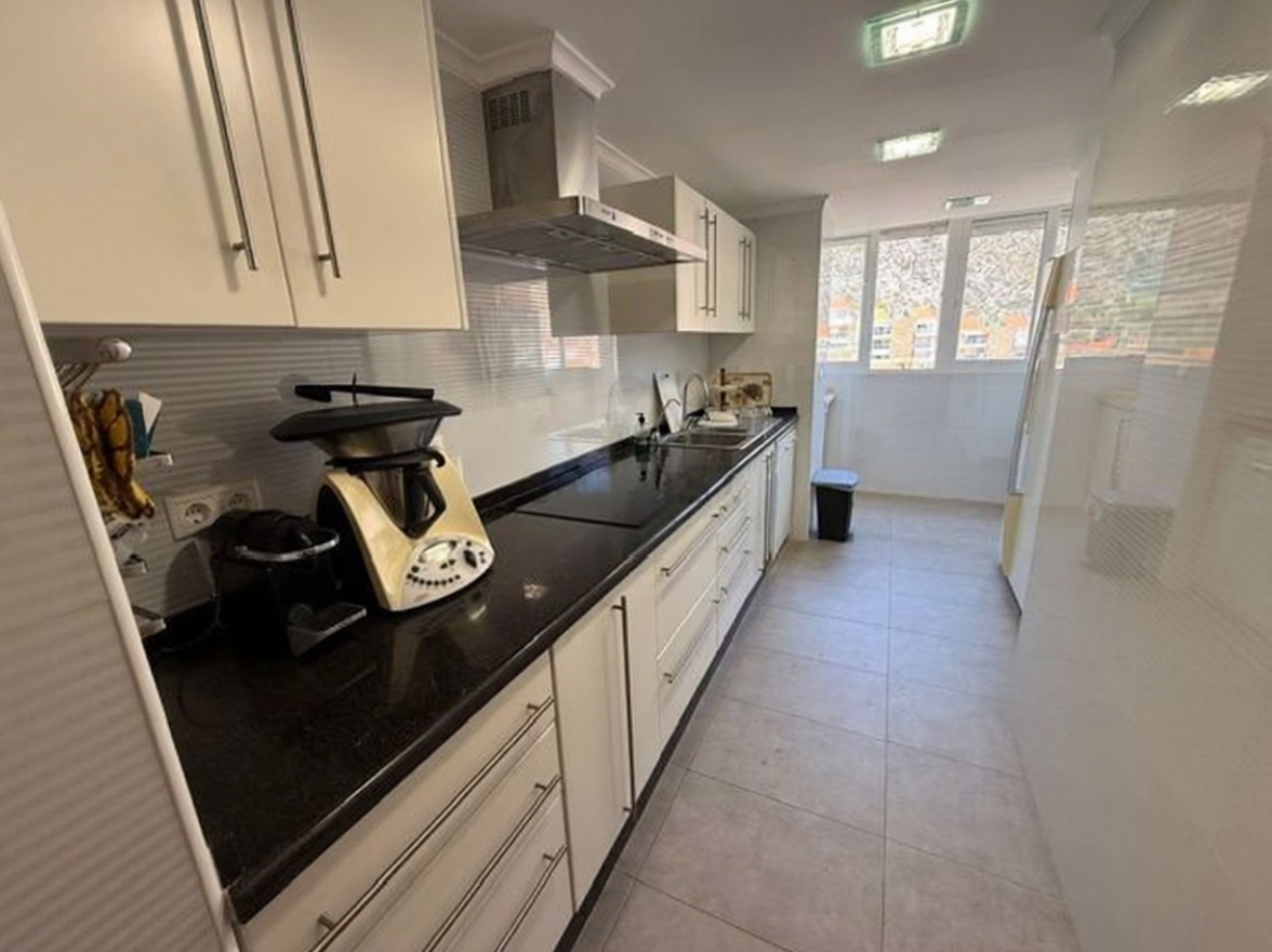 Apartamento em primeira linha de praia em Cullera — Cozinha