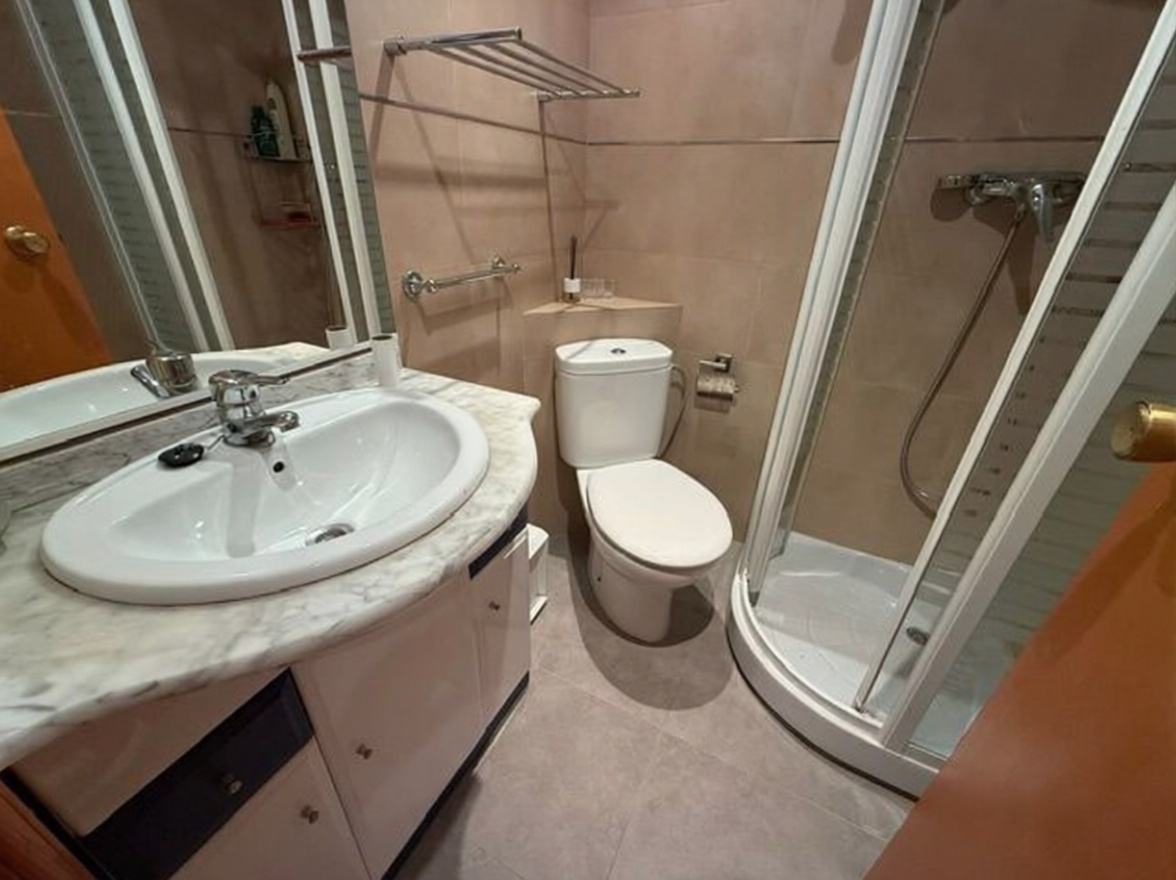Apartamento em primeira linha de praia em Cullera — Casa banho