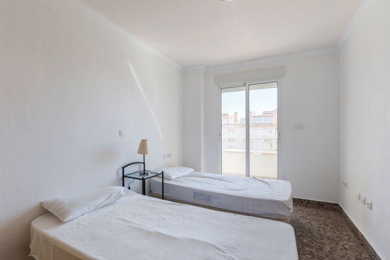 Wohnung in erste Strandlinie in Cullera — Schlafzimmer