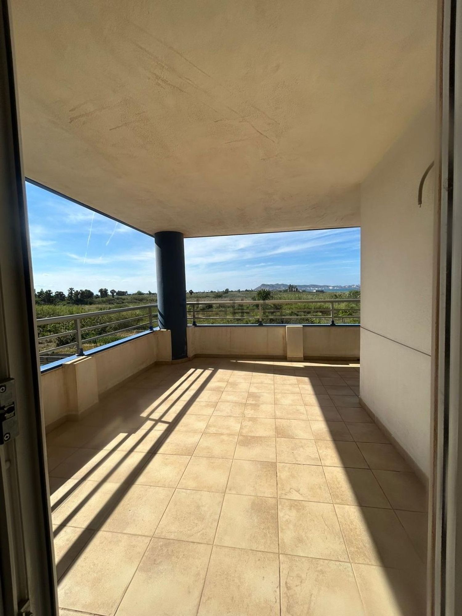 Flat for sale frontline beach in Tavernes de la Valldigna