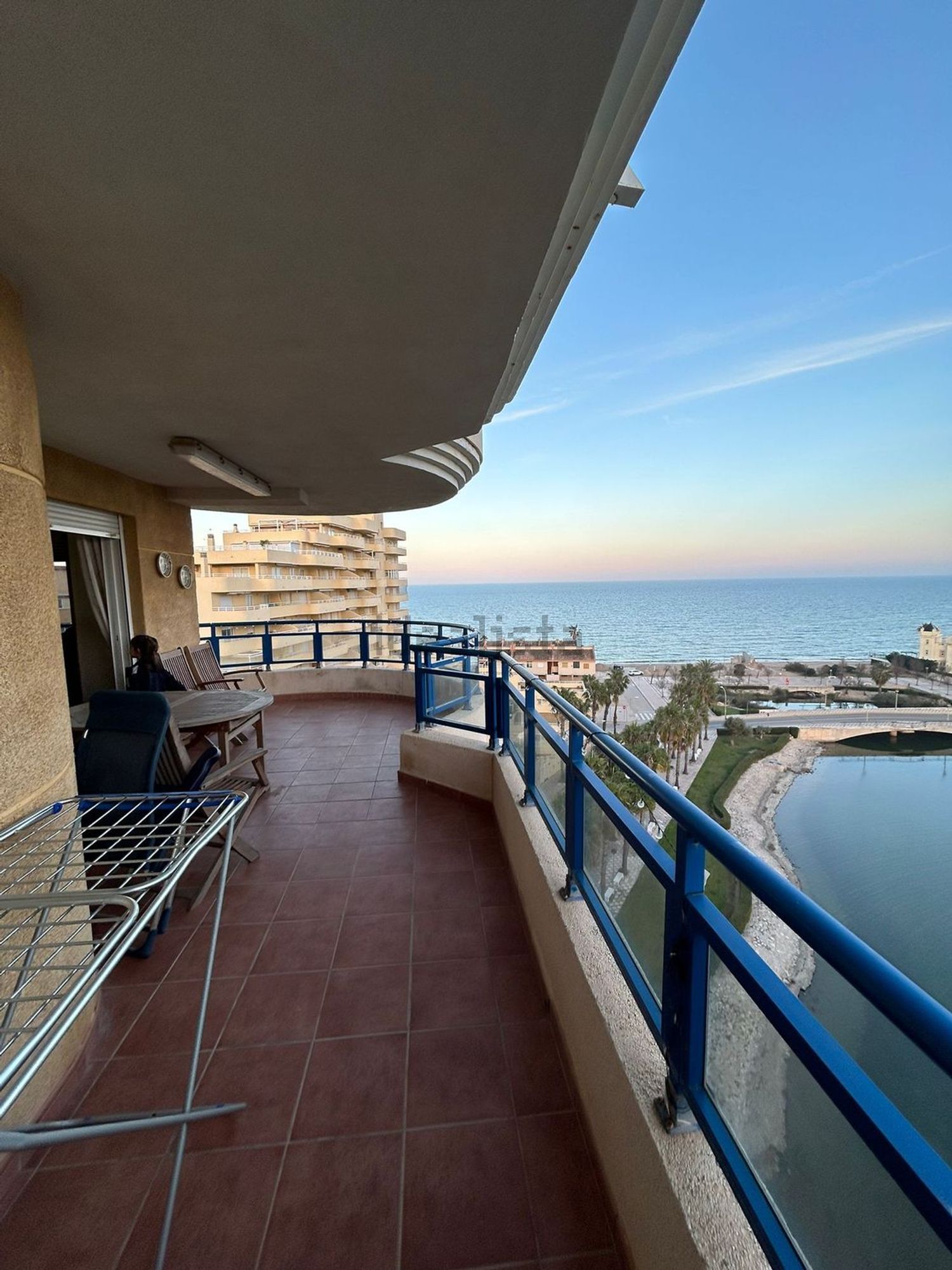 Flat for sale frontline beach in Tavernes de la Valldigna