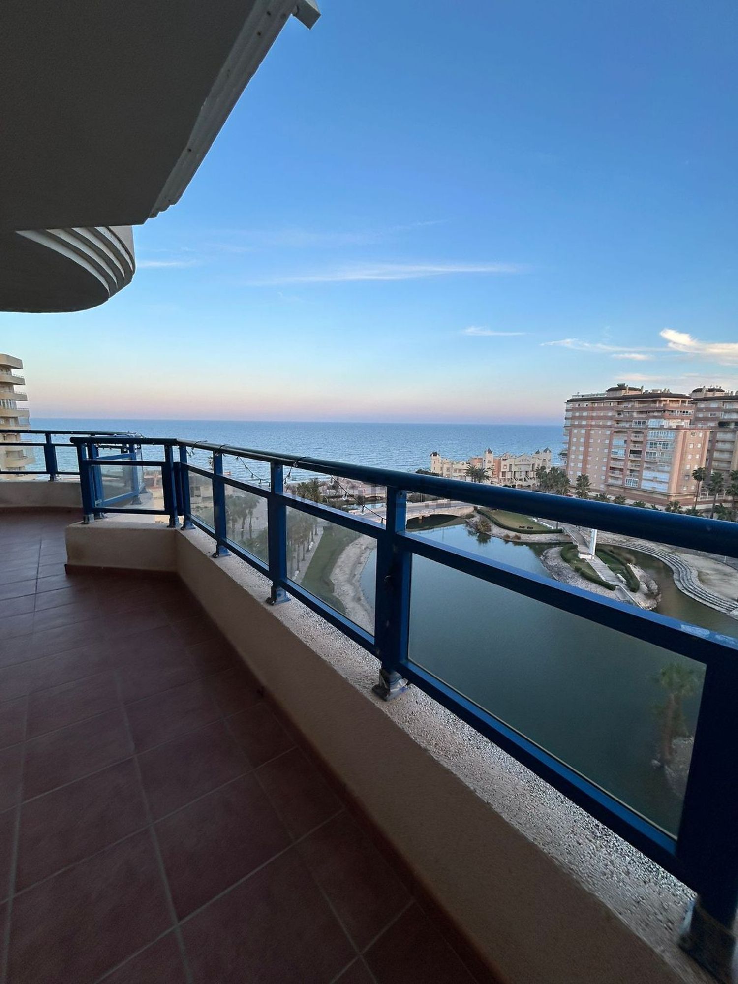 Flat for sale frontline beach in Tavernes de la Valldigna