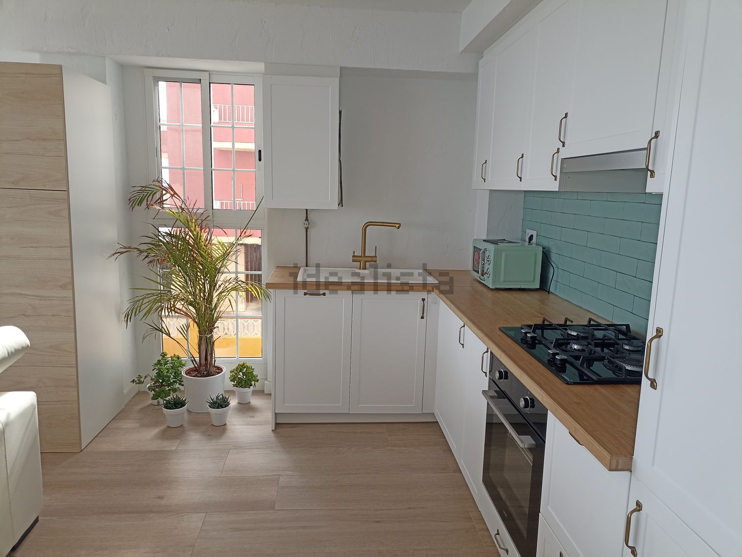 Wohnung zum Verkauf in direkter Strandlage in Tavernes de la Valldigna