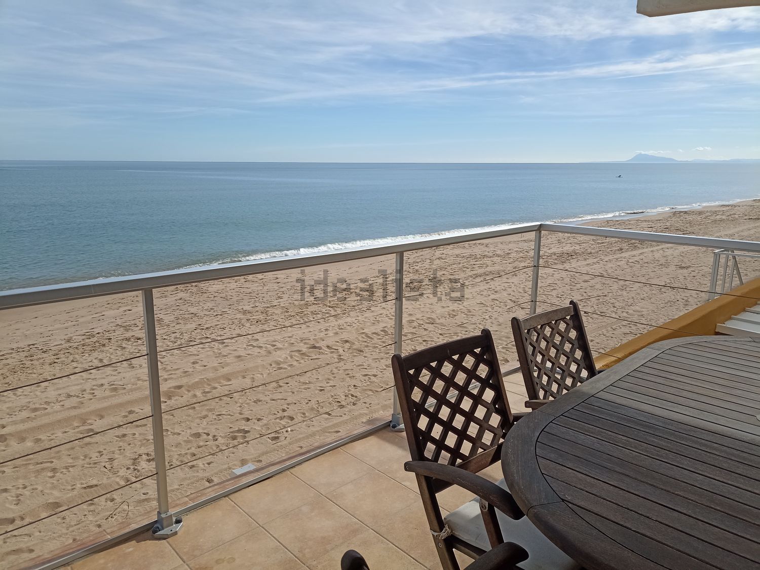 Piso en venta en primera línea de playa en Tavernes de la Valldigna
