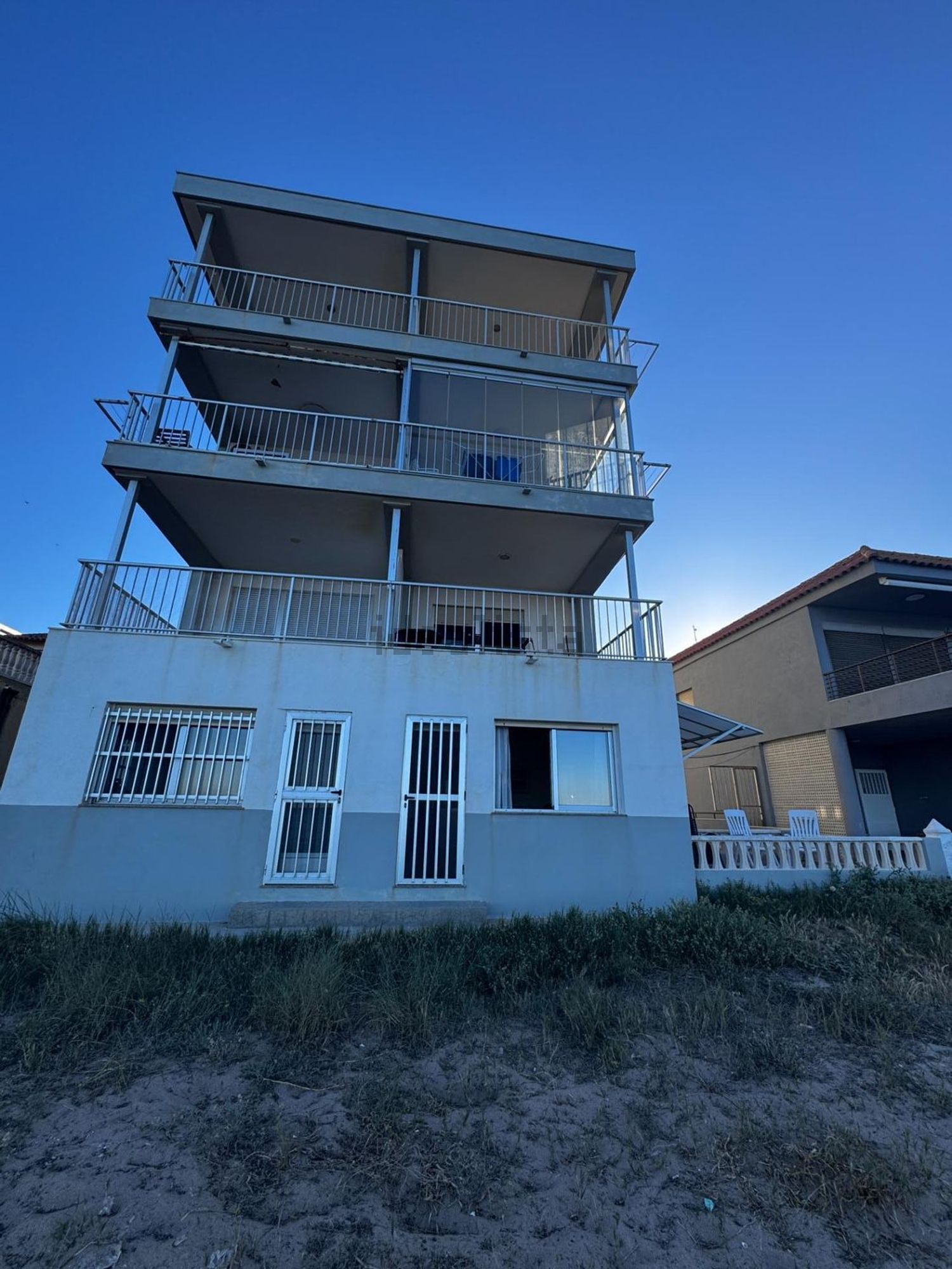 Wohnung zum Verkauf in direkter Strandlage in Tavernes de la Valldigna