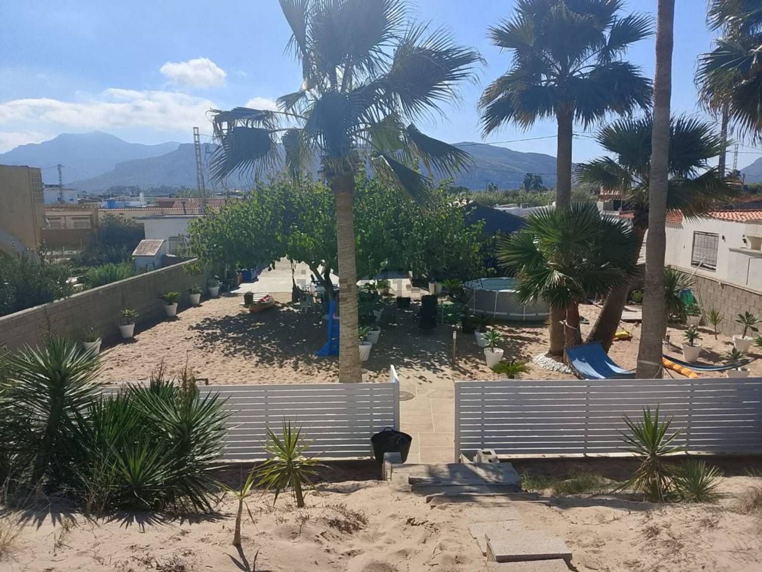 Country house for sale with direct beach access in Tavernes de la Valldigna