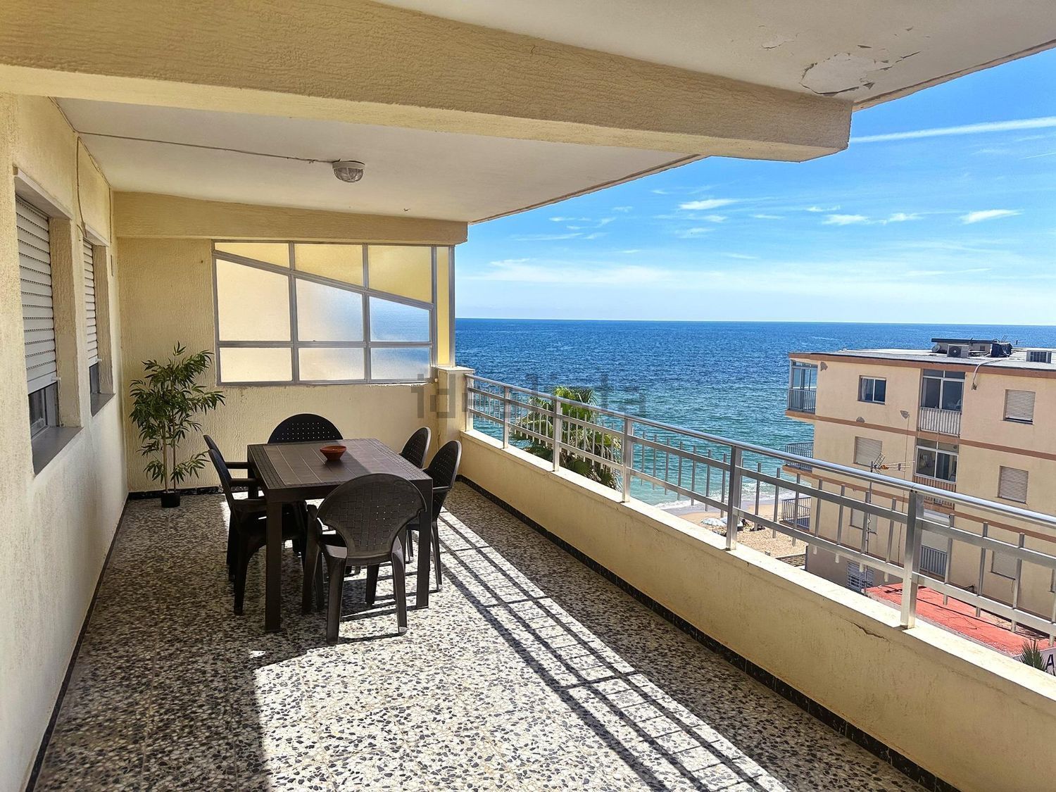 Flat for sale frontline beach in Tavernes de la Valldigna