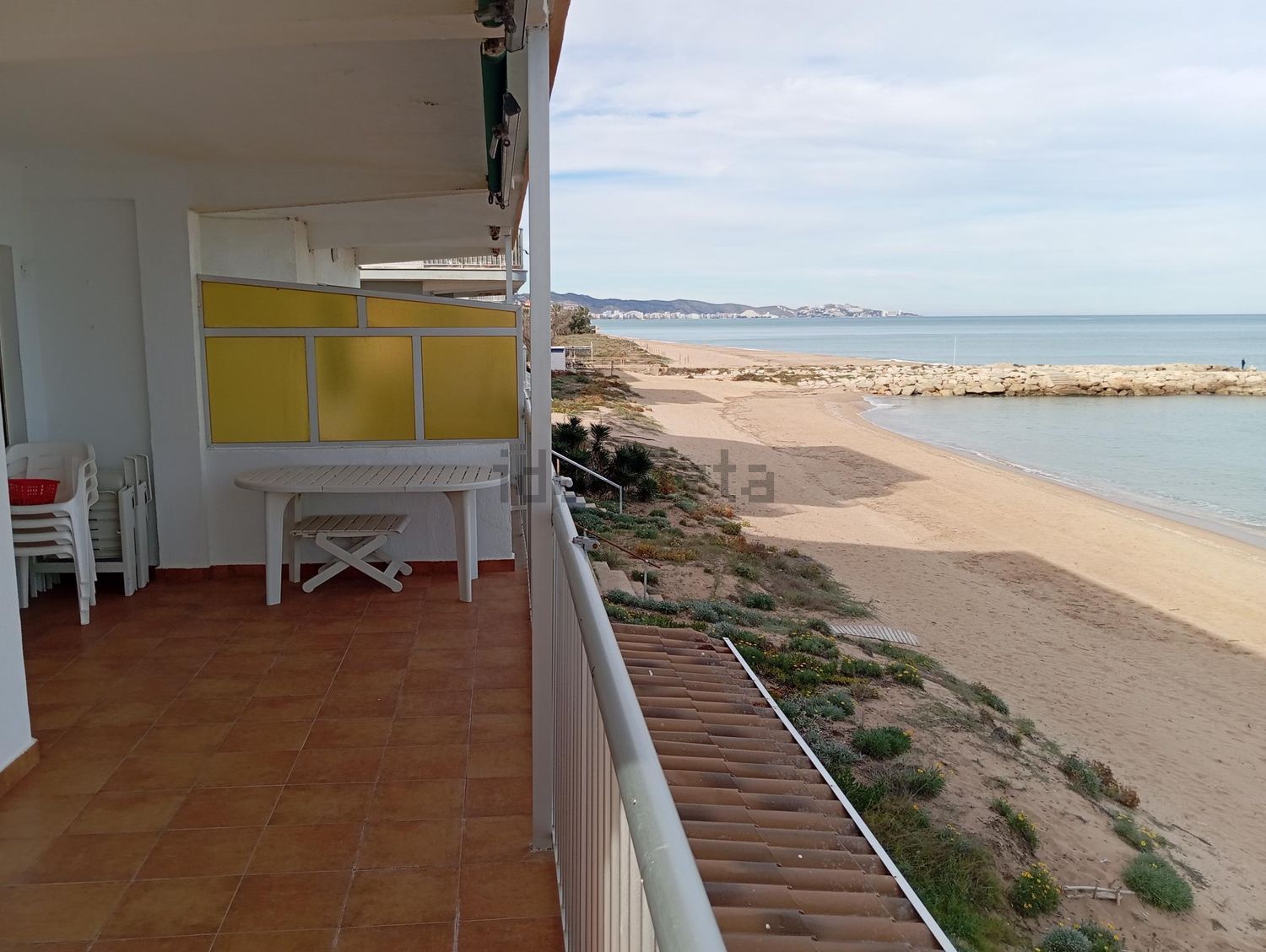 Flat for sale frontline beach in Tavernes de la Valldigna