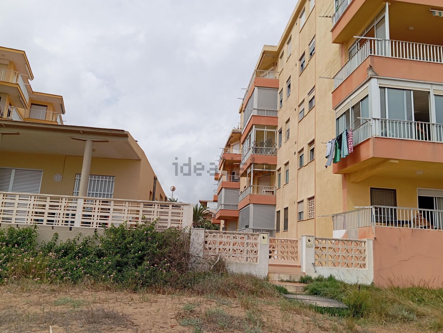 Flat for sale frontline beach in Tavernes de la Valldigna