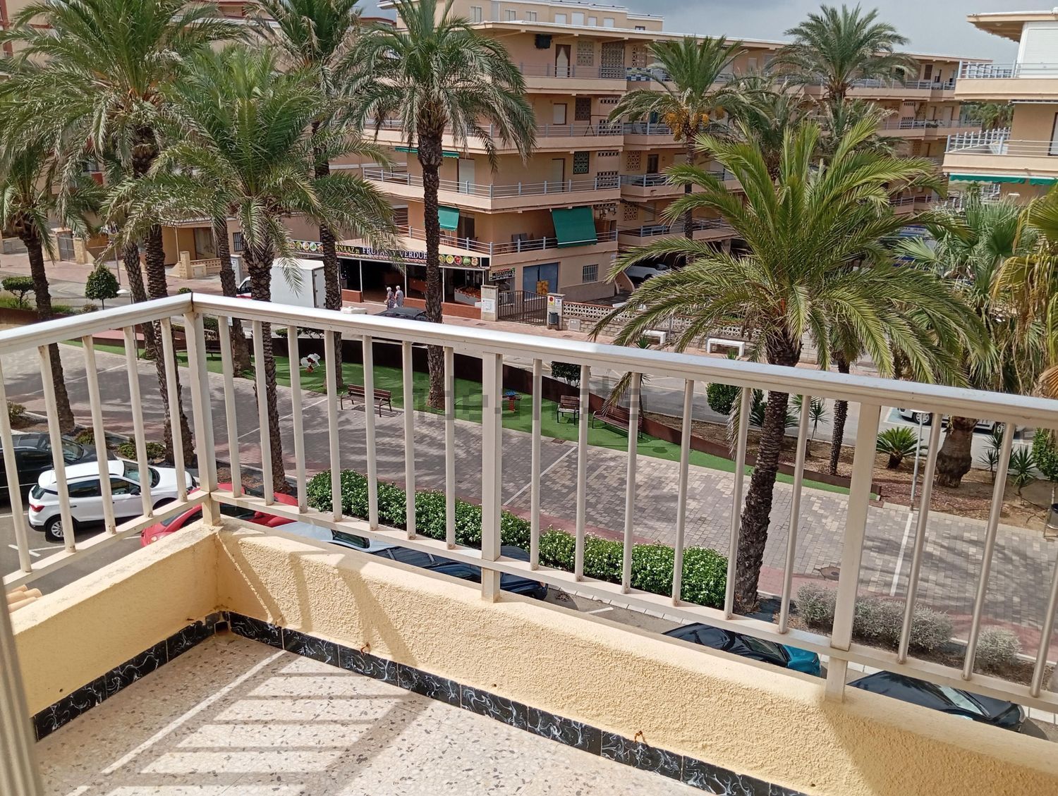 Flat for sale frontline beach in Tavernes de la Valldigna