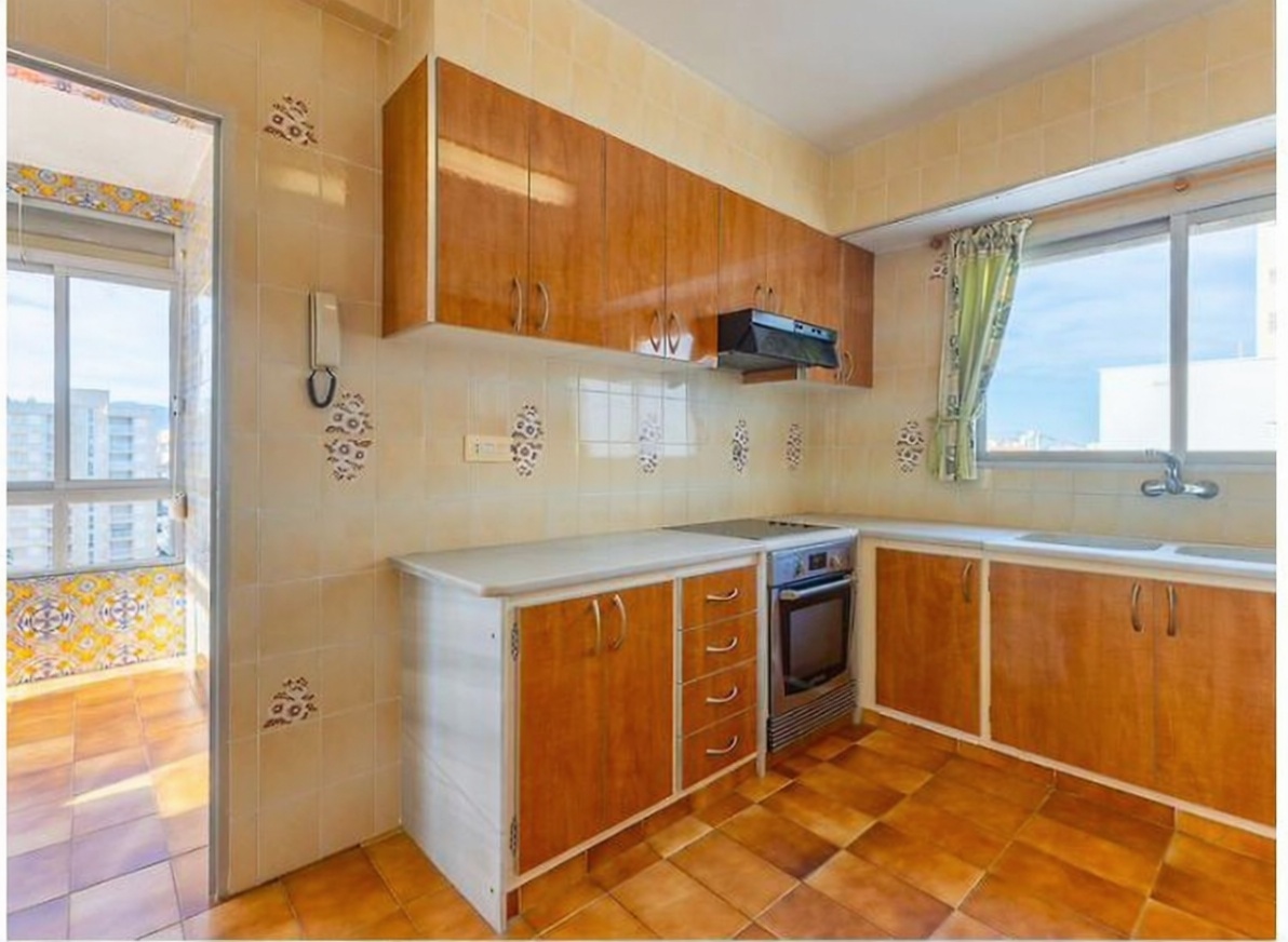 Apartamento em primeira linha de praia em Gandia — Cozinha