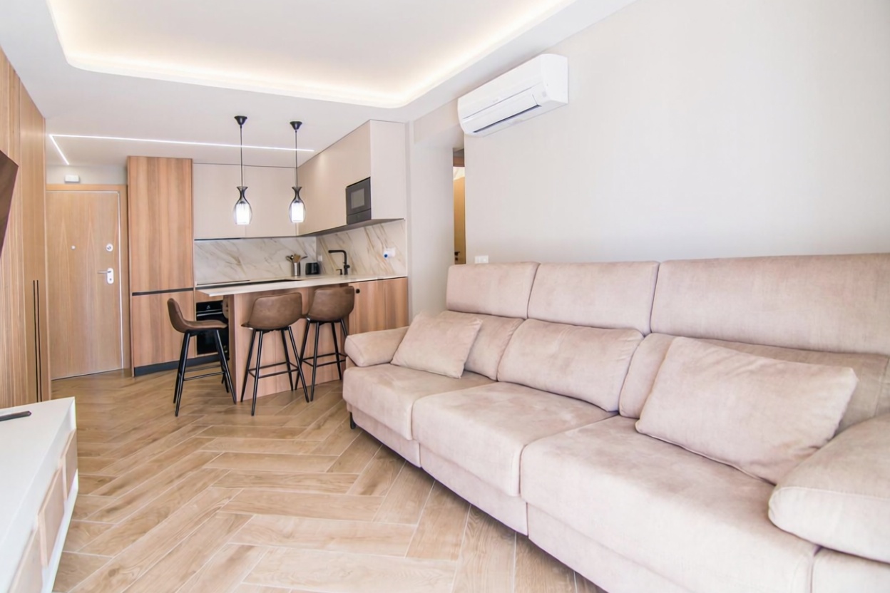 Apartamento em primeira linha de praia em Gandia — Sala