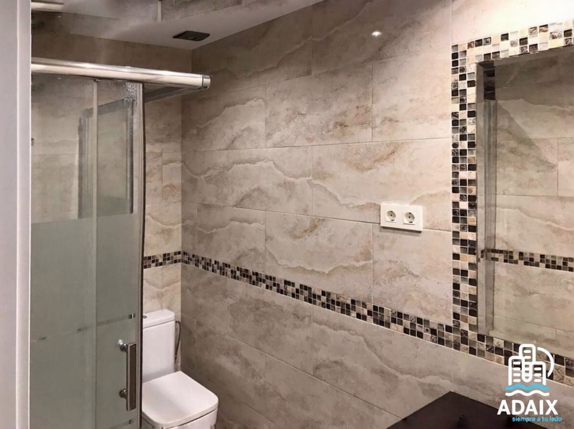 Apartamento em primeira linha de praia em Gandia — Casa banho
